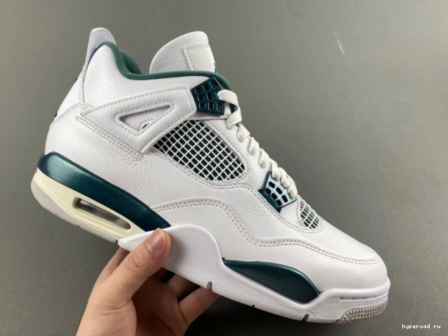 Oxidized Green Jordan 4 Air 0724